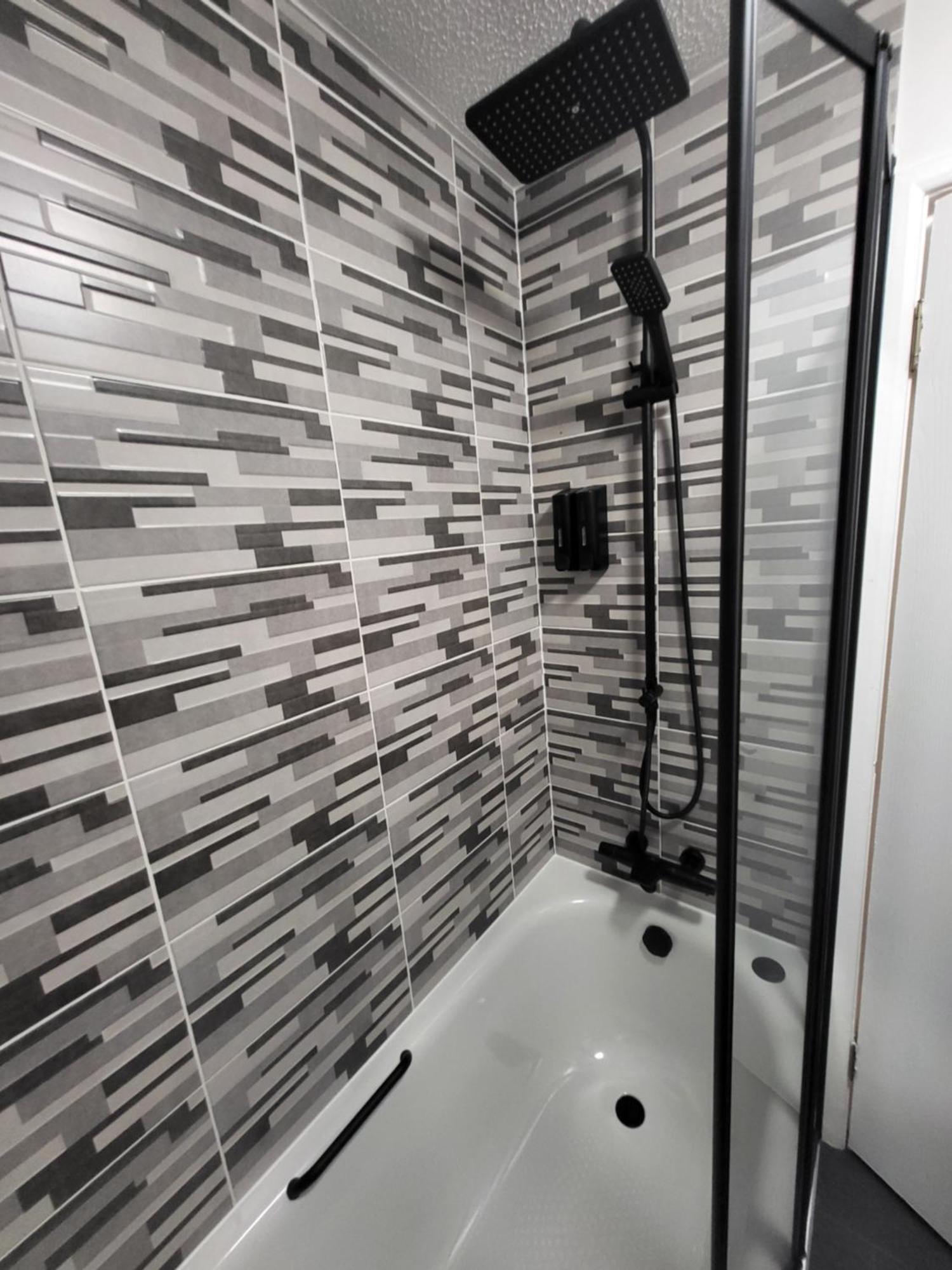 Stylish Home In Linlithgow With Free Parking Buitenkant foto