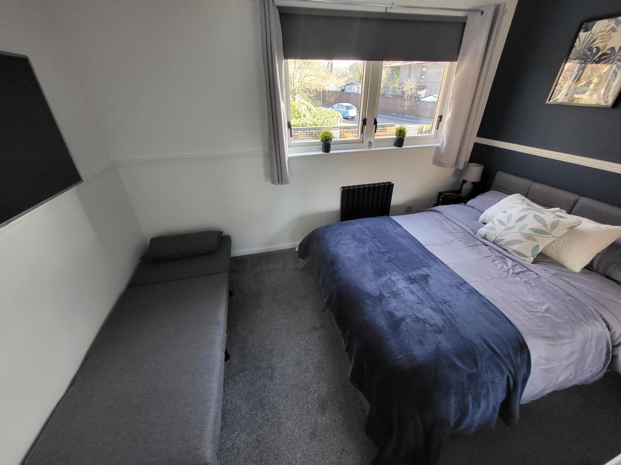 Stylish Home In Linlithgow With Free Parking Buitenkant foto